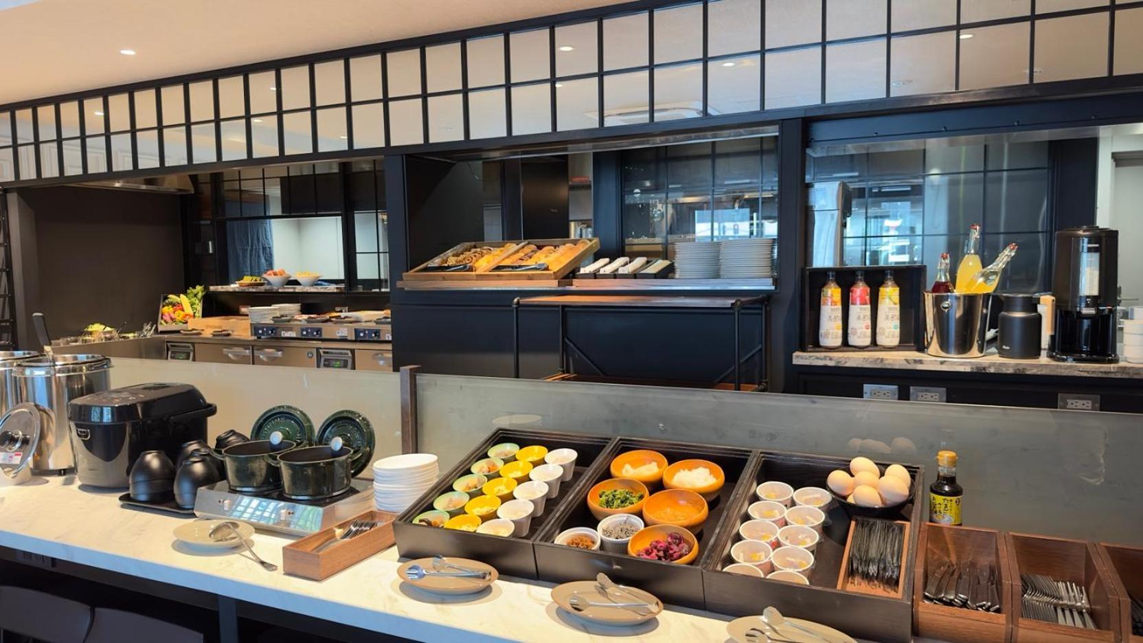 Henn Na Premier Gojo Karasuma -formerly Watermark Kyoto- 4* เกียวโต